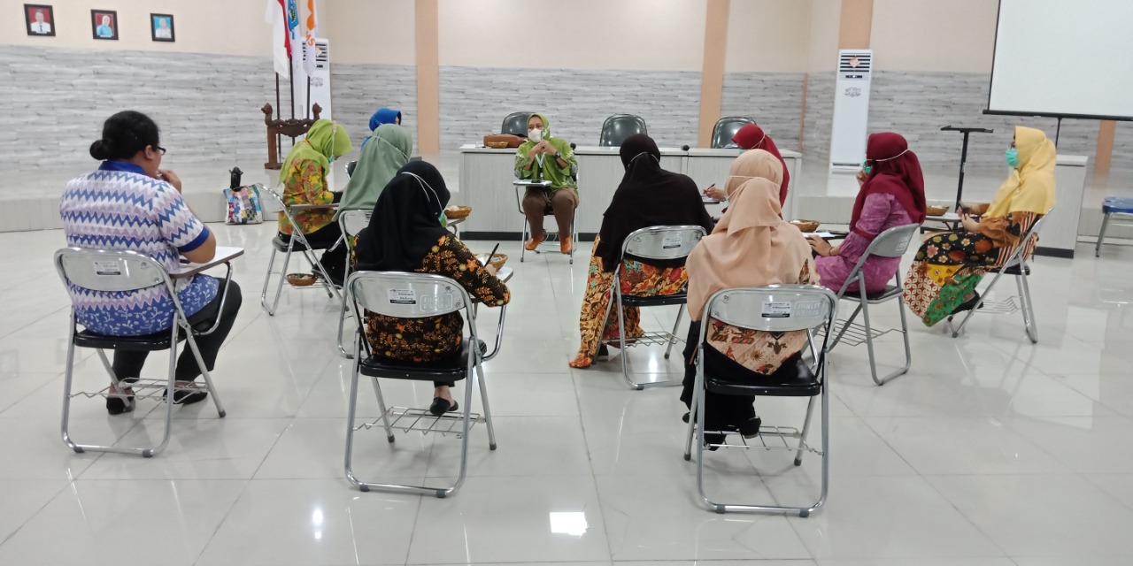 TINGKATKAN PROFESIONALISME TENAGA KESEHATAN LAIN, KOMNAKES SELENGGARAKAN PERTEMUAN